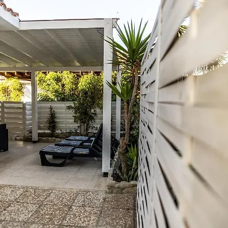 Mezonete, 50 Meters From The Sea, With Patio Casa vacanze Meneou