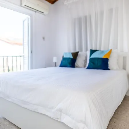 Mezonete, 50 Meters From The Sea, With Patio Dom wakacyjny Meneou